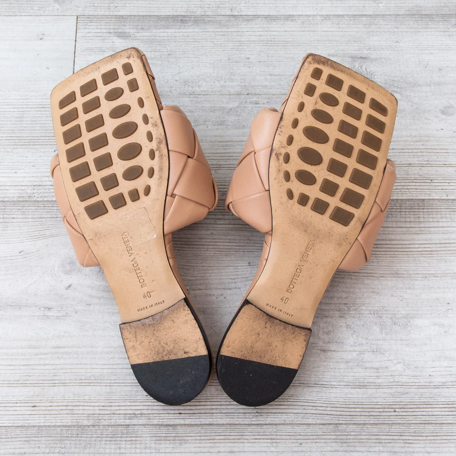 Bottega Veneta Intrecciato Slide Sandals