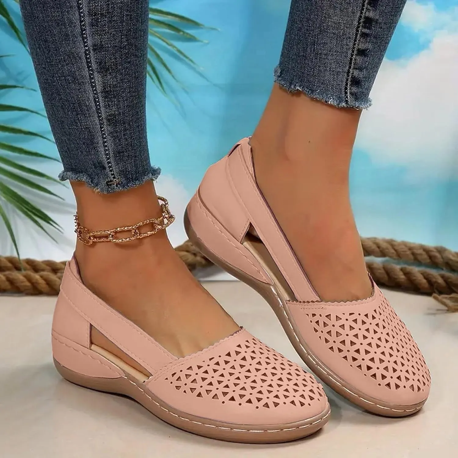Casual Sandal Women's Closed Toe Flat Shoes Fashionable Casual Hollow Outer Wear Light Breathable Shoes