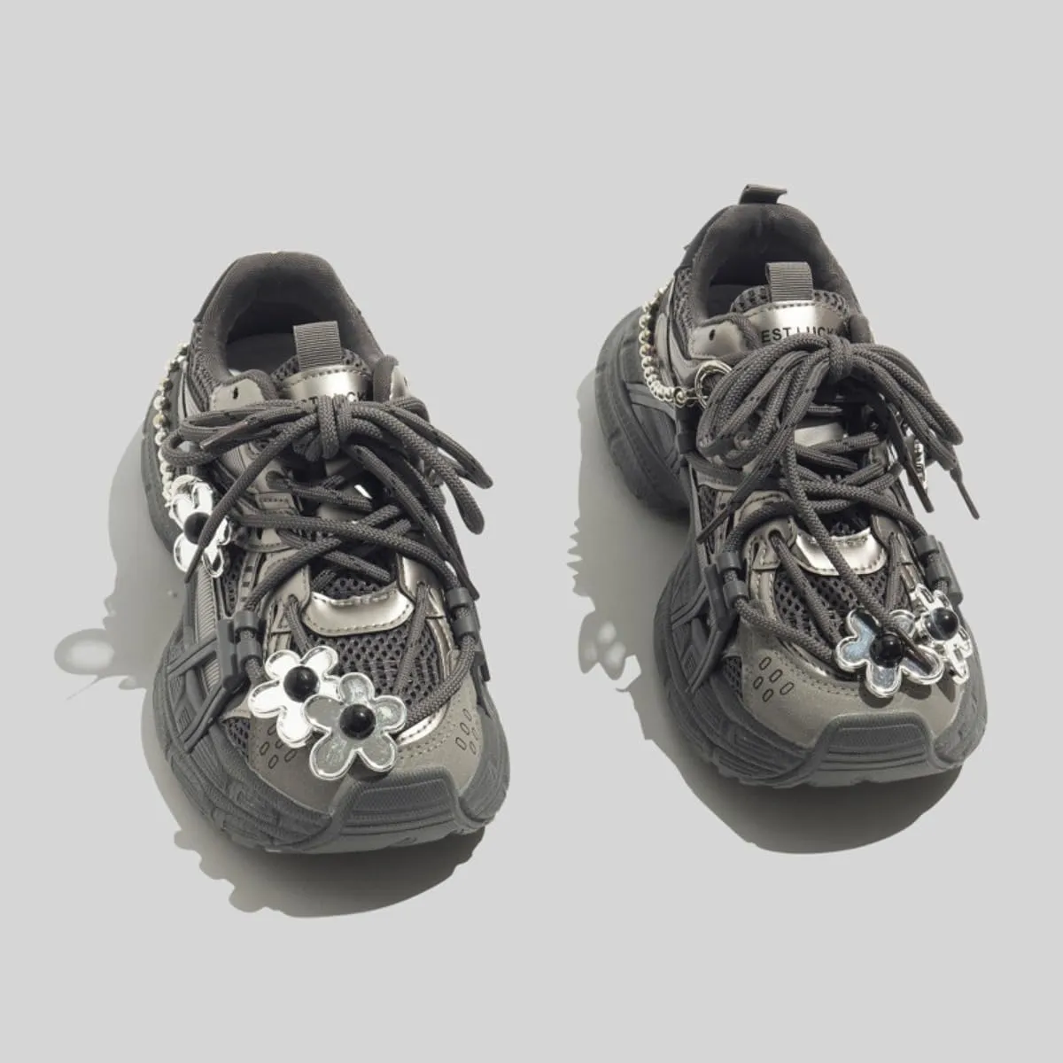 Chunky Sneakers Y2K Non-Slip Lace-up Platform Dad Shoes Black Breathable Flower Charms with Gothic Aesthetic Effortless Punk Fits Every Trendy Style