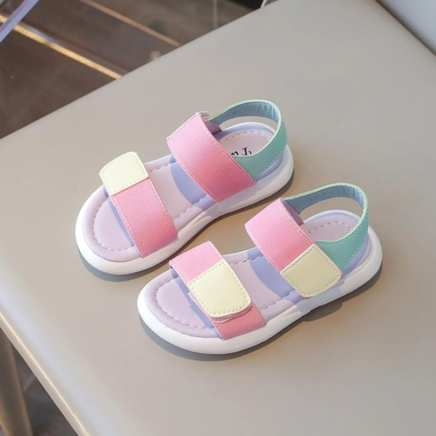 Classic Open Toe Flat Sandals Girls Comfortable Sandals Summer New Soft Soled Beach Open Toed Shoes
