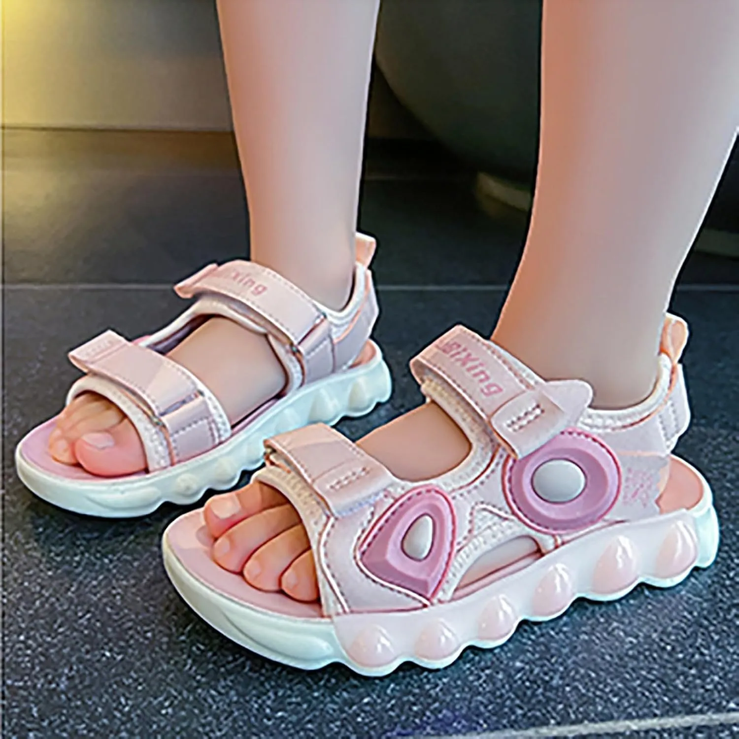 Comfortable Slip-On Kids Sandals Girls Sandals Comfortable Soft Sole Open Toe Fashionable Thick Sole Beach Outdoor Walking Beach Shower Shoes for Boys Girls