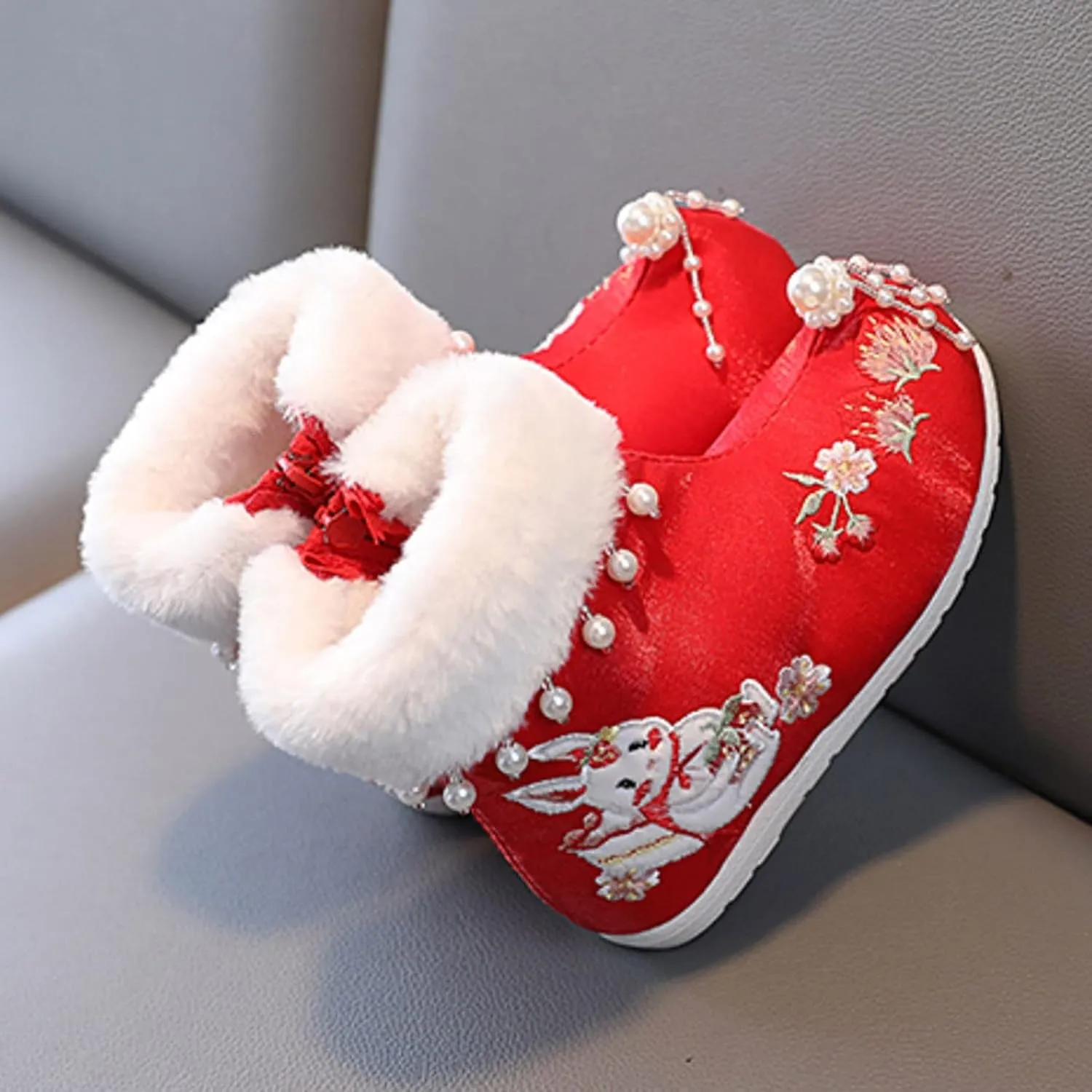 Girls Shoes Embroidery Shoes Girls Boots Winter Tang Dress New Year Cotton Boots Cake Rabbit Girls Heeled Shoes