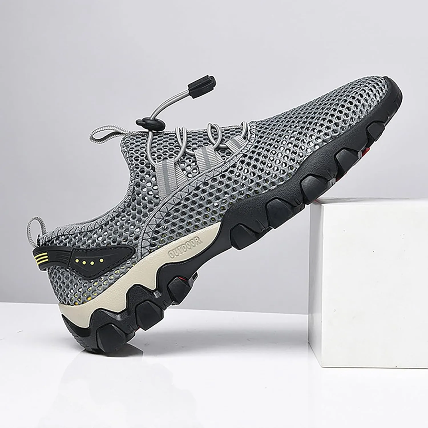 Men's Shoes Summer Breathable Mesh Shoes Sports Casual Shoes Men's Hiking Shoes Tourism Hiking Shoes men's flip flops