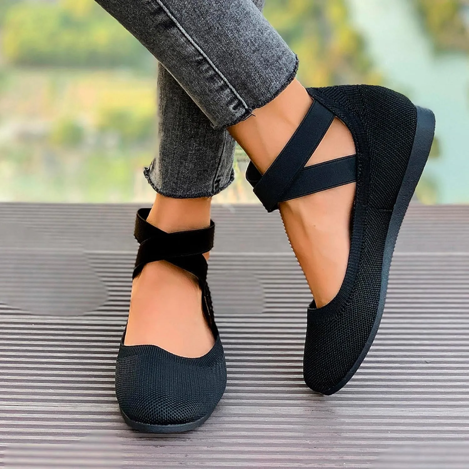 Mesh Flat Shoes Women Breathable Comfortable Shoes Casual Low-Heel Shoes Solid Fashion Shoes Plus Size Travel Shoes