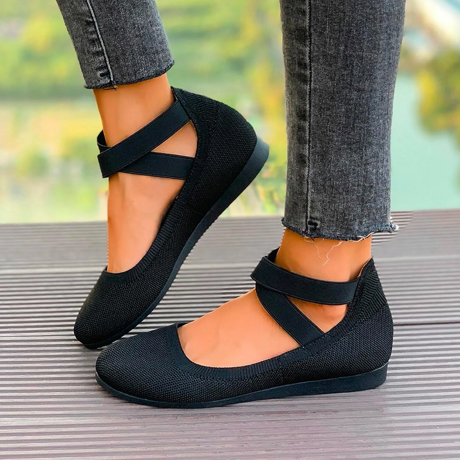 Mesh Flat Shoes Women Breathable Comfortable Shoes Casual Low-Heel Shoes Solid Fashion Shoes Plus Size Travel Shoes