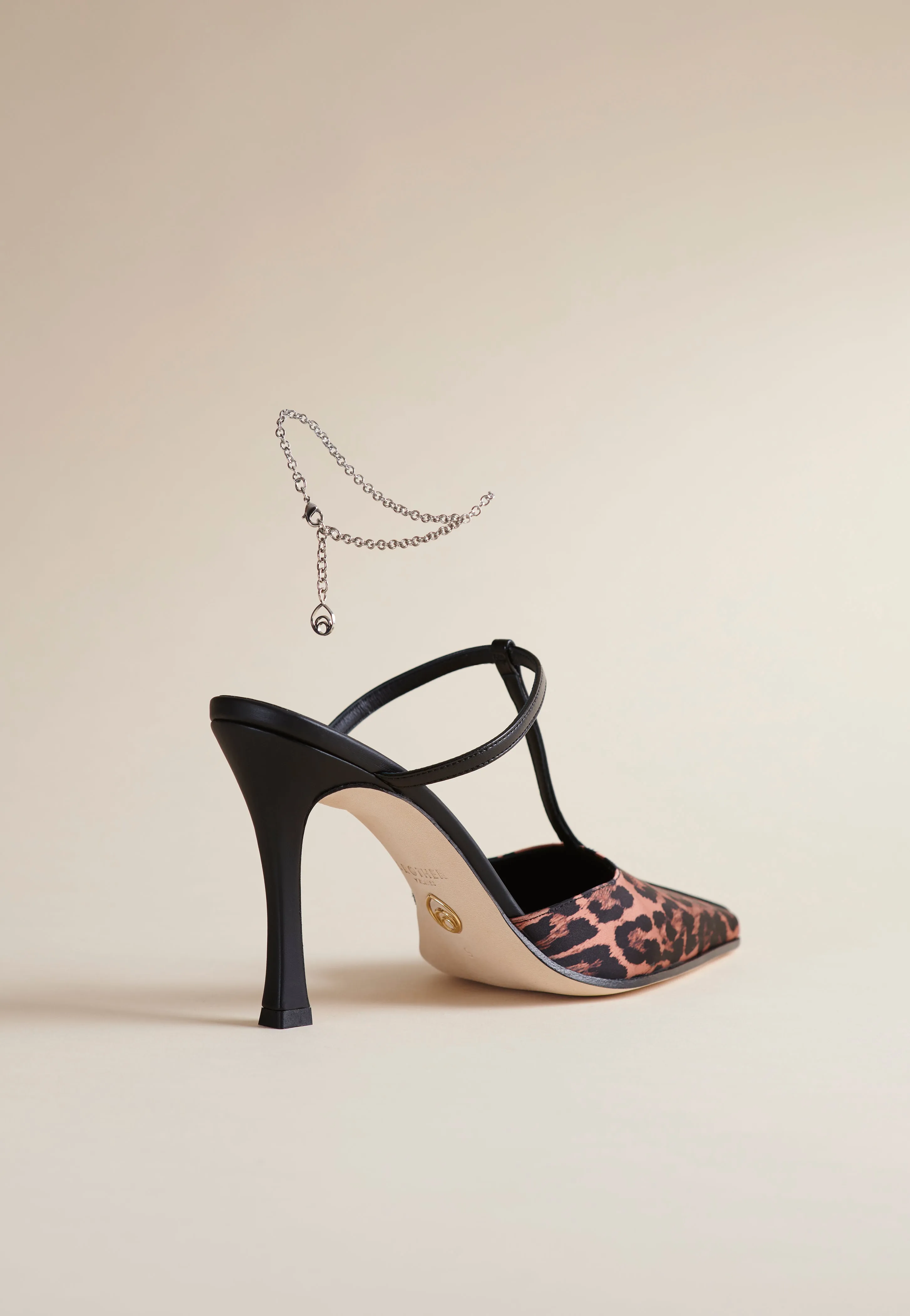 Olivia Pump in Leopard