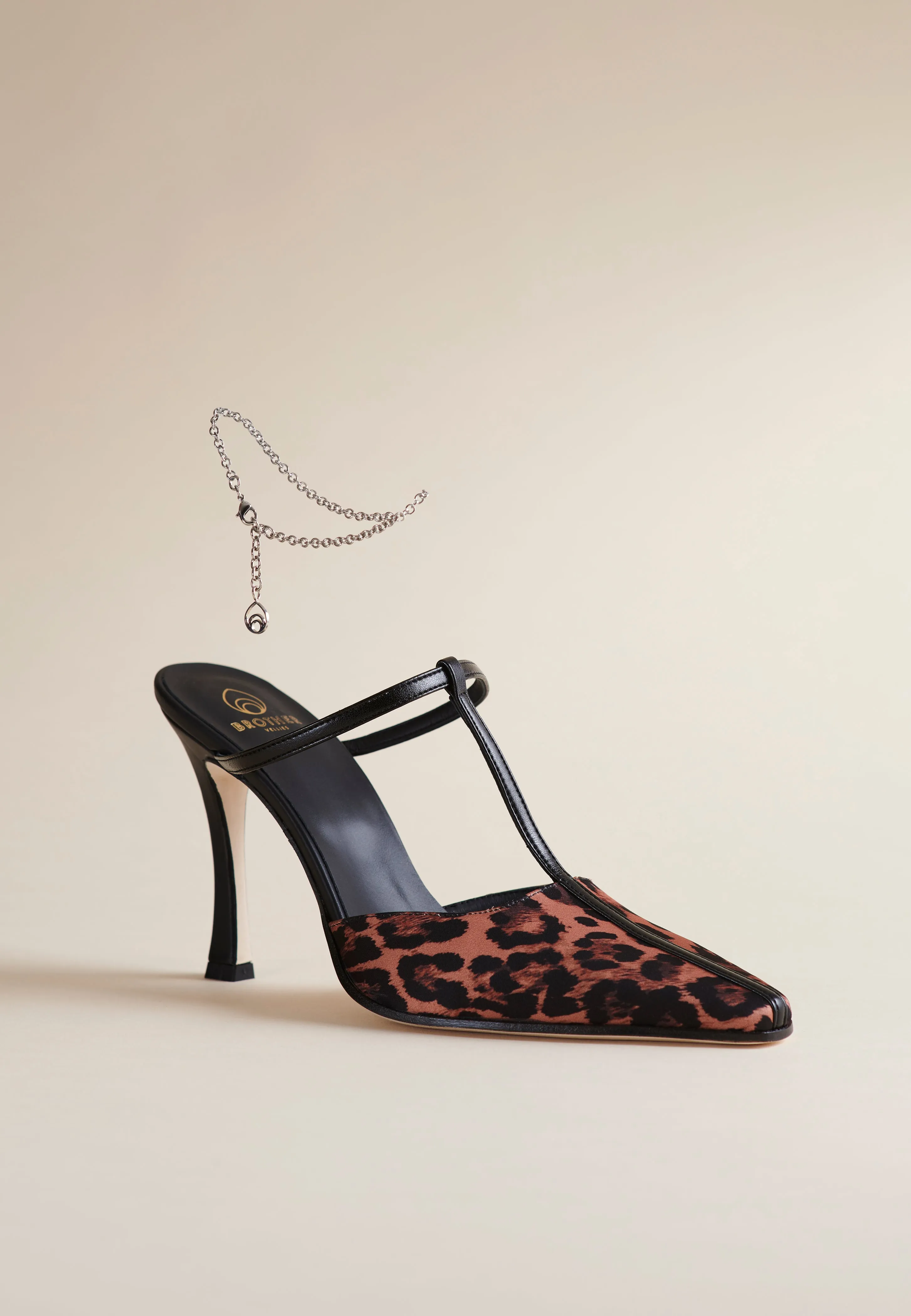 Olivia Pump in Leopard