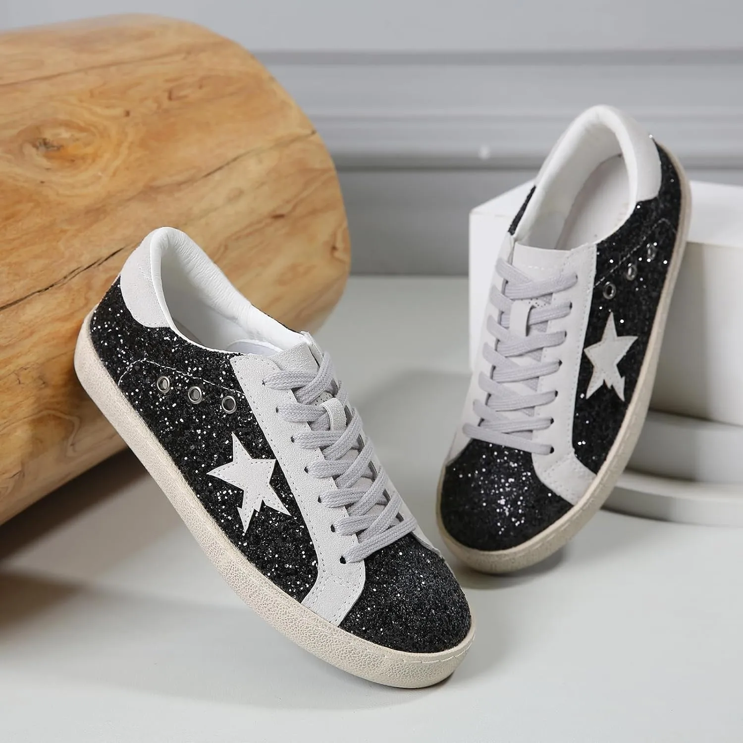 Sneakers for Women - Fashion Bling Star Sequins Sneaker - Cushioned Low Top Platform, Rubber Sole Leather Upper Lace Up Walking Shoes - Casual Comfortable Running Sports Shoes