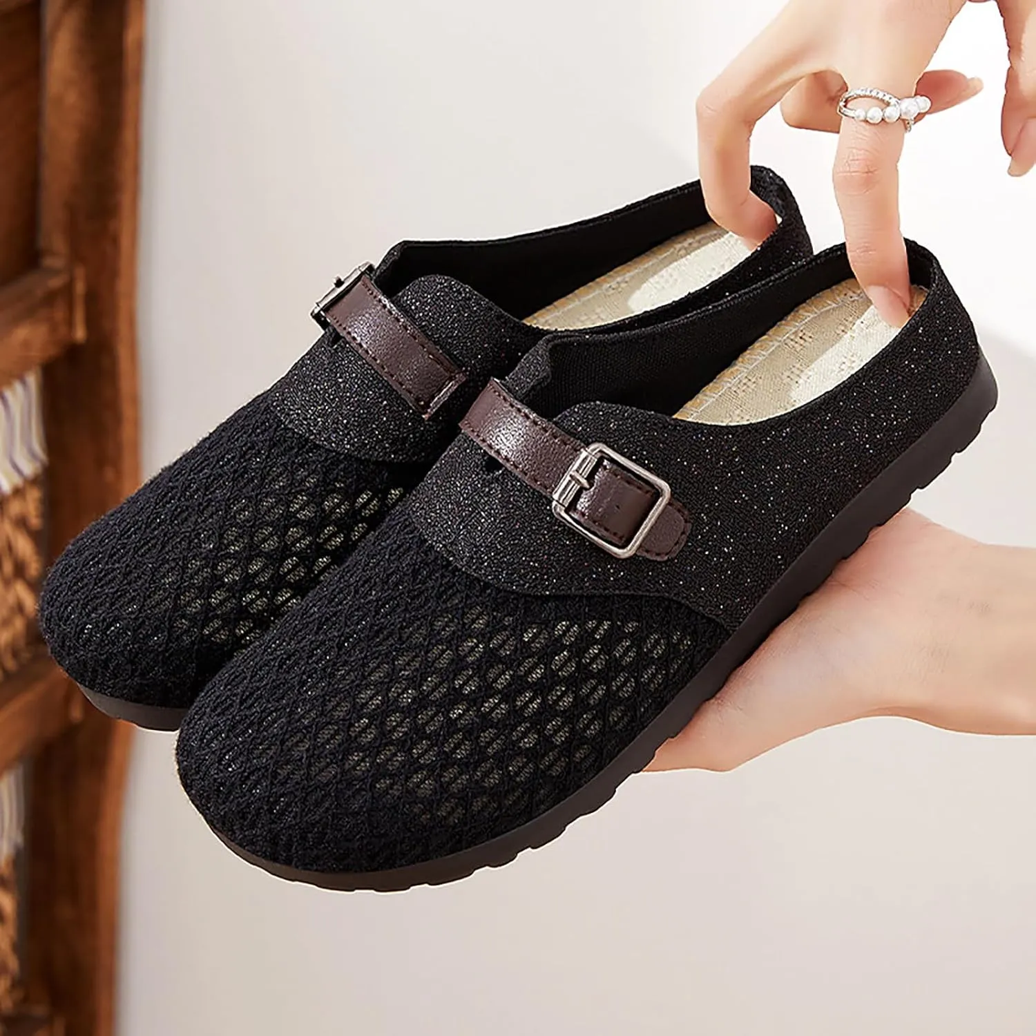 Women Slippers Comfortable Mules Stylish Slip-On Casual Footwear for Everyday Use Summer Beach Outdoor Activities