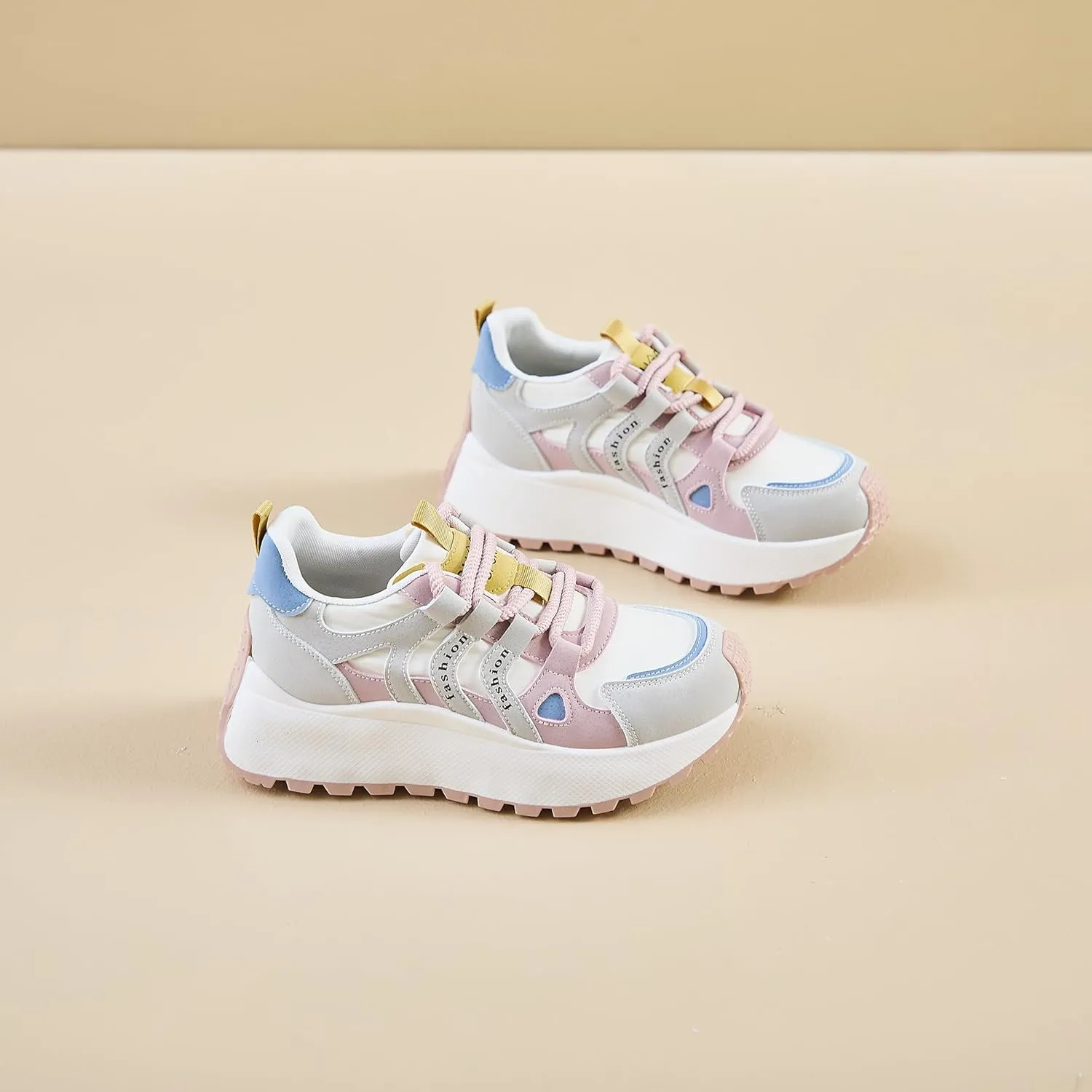 Women's Retro Platform Athletic Shoes Non-Slip Gym & Walking Shoes Lace-Up Breathable Chunky Sneakers