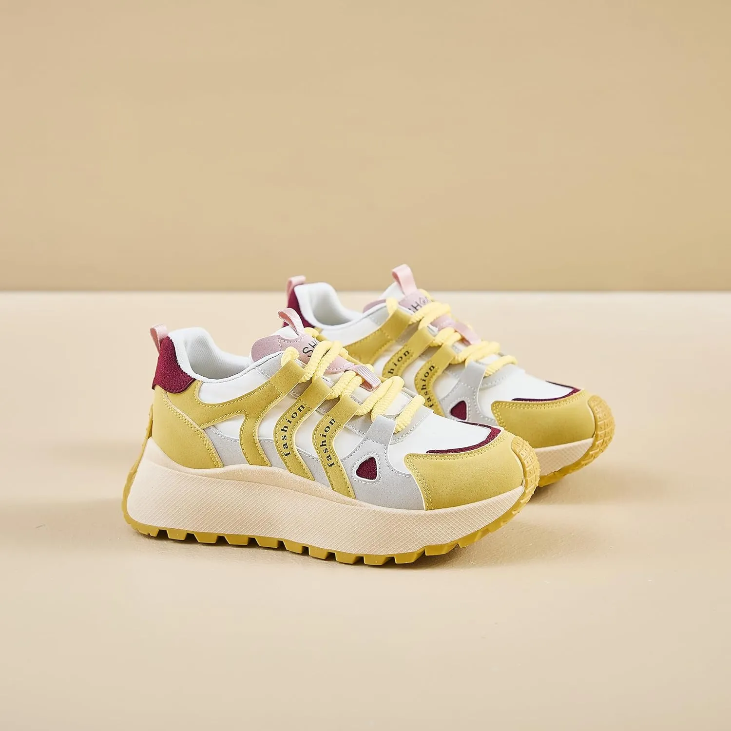 Women's Retro Platform Athletic Shoes Non-Slip Gym & Walking Shoes Lace-Up Breathable Chunky Sneakers