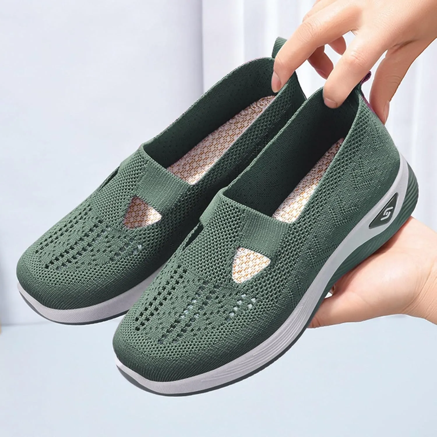 Women's Woven Orthopedic Breathable Soft Shoes Go Walking Slip on Foam Shoes Hands Free Slip in Sneakers Arch Support Shoes
